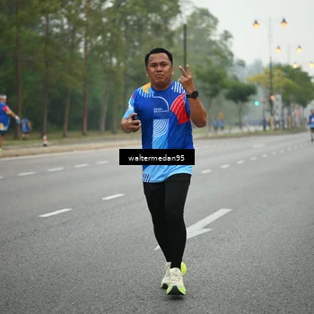 Runner Photo 5262899