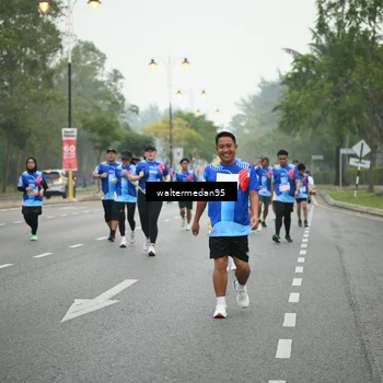 Runner Photo 5263011