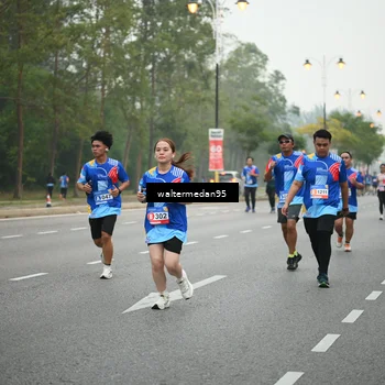 Runner Photo 5263018