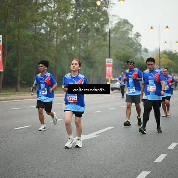 Runner Photo 5263022