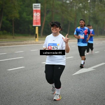Runner Photo 5263043