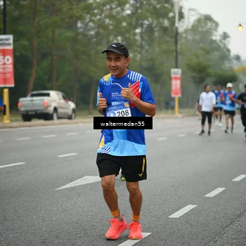 Runner Photo 5263052