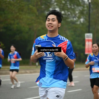 Runner Photo 5263076