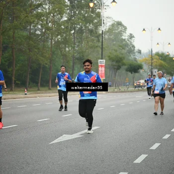 Runner Photo 5263078