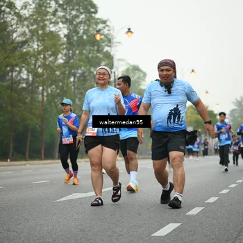 Runner Photo 5263090