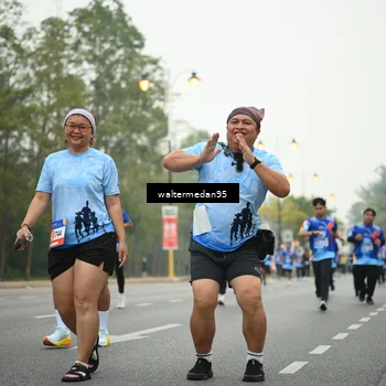 Runner Photo 5263096