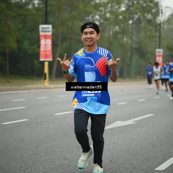 Runner Photo 5263100