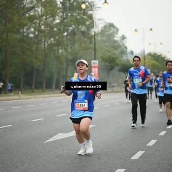 Runner Photo 5263119