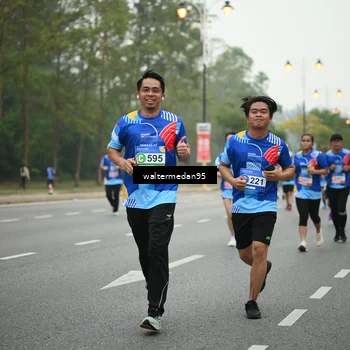 Runner Photo 5263126