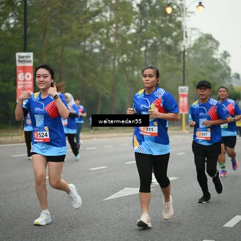 Runner Photo 5263130