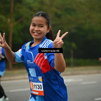 Runner Photo 5263156