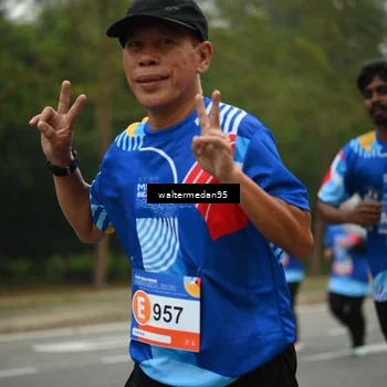 Runner Photo 5263171