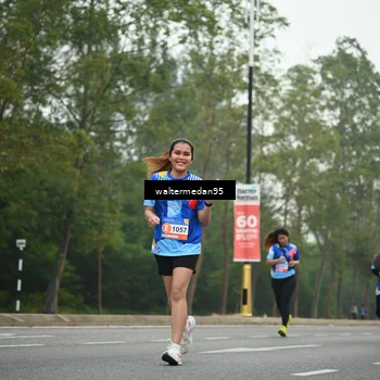 Runner Photo 5263173