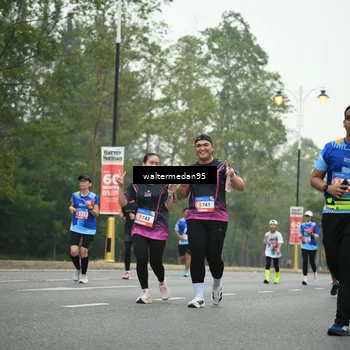 Runner Photo 5263219