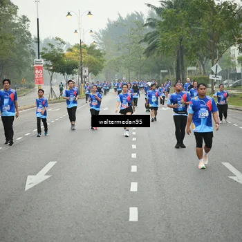 Runner Photo 5263255
