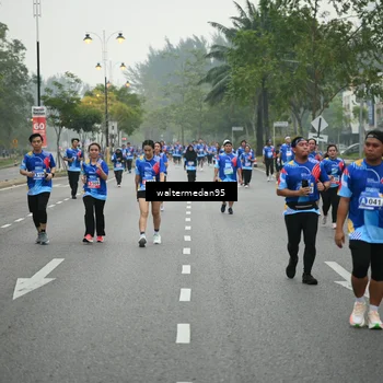 Runner Photo 5263257