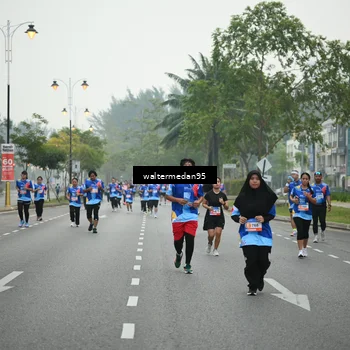 Runner Photo 5263262