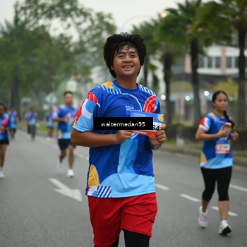 Runner Photo 5263265