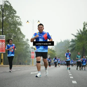 Runner Photo 5263296
