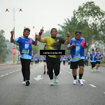 Runner Photo 5263337