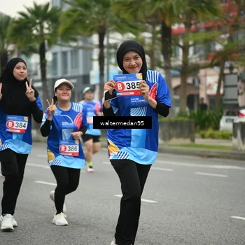 Runner Photo 5263464