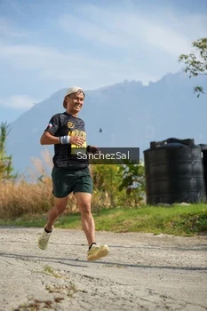 Runner Photo 5266584