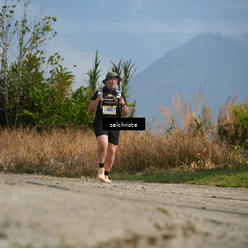 Runner Photo 5267111