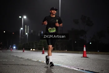 Runner Photo 5270435