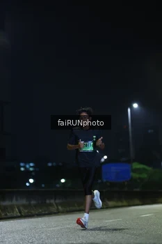 Runner Photo 5271699