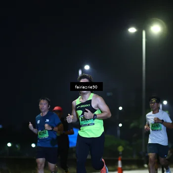 Runner Photo 5271796