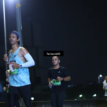 Runner Photo 5272046
