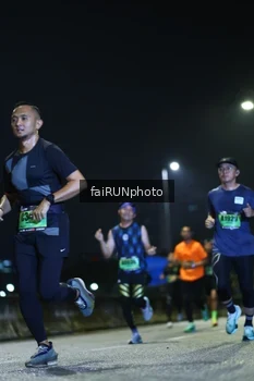 Runner Photo 5272195