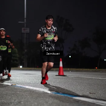 Runner Photo 5272202
