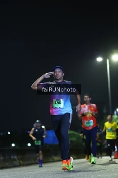Runner Photo 5272221