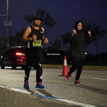 Runner Photo 5273665
