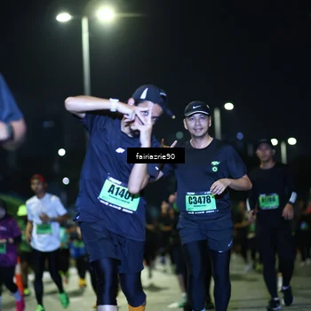 Runner Photo 5274002