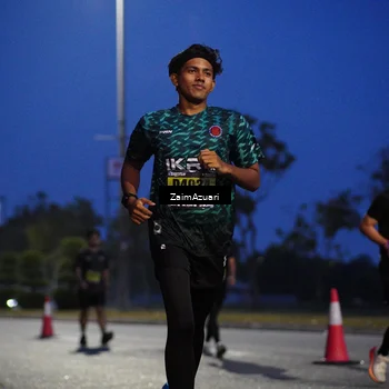 Runner Photo 5274011