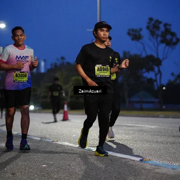 Runner Photo 5274033