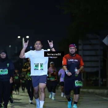Runner Photo 5274295