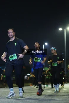 Runner Photo 5276234