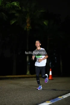Runner Photo 5278423