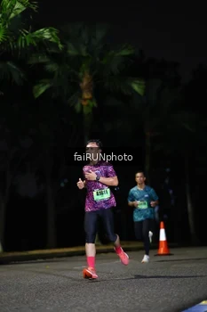 Runner Photo 5279915