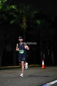 Runner Photo 5280475