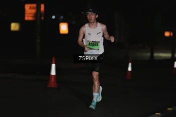 Runner Photo 5283345