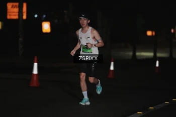 Runner Photo 5283357