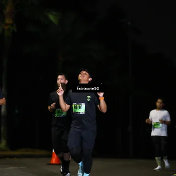 Runner Photo 5295024
