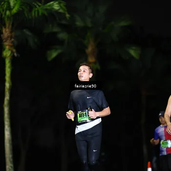 Runner Photo 5297106