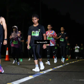 Runner Photo 5300006