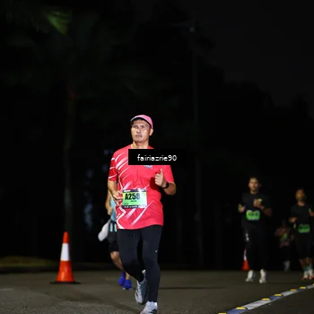 Runner Photo 5300711