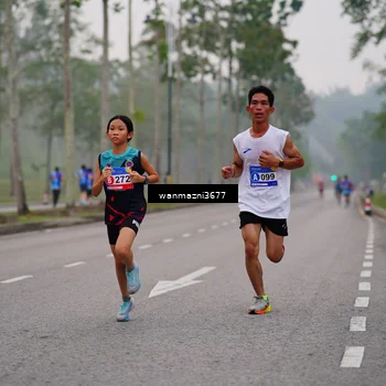 Runner Photo 5303000